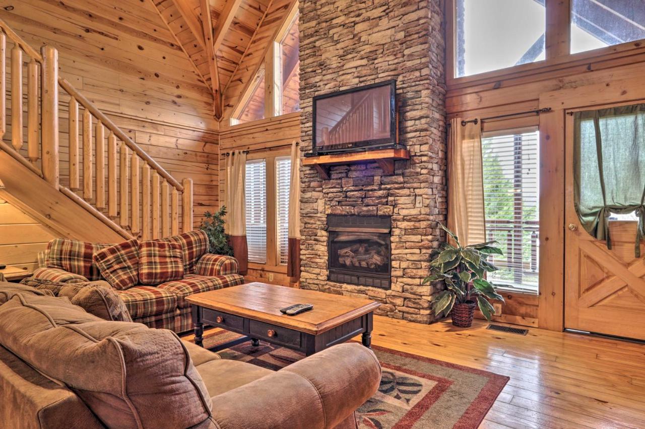 Pigeon Forge Cabin With Games, 1 Mi To Parkway! Zewnętrze zdjęcie