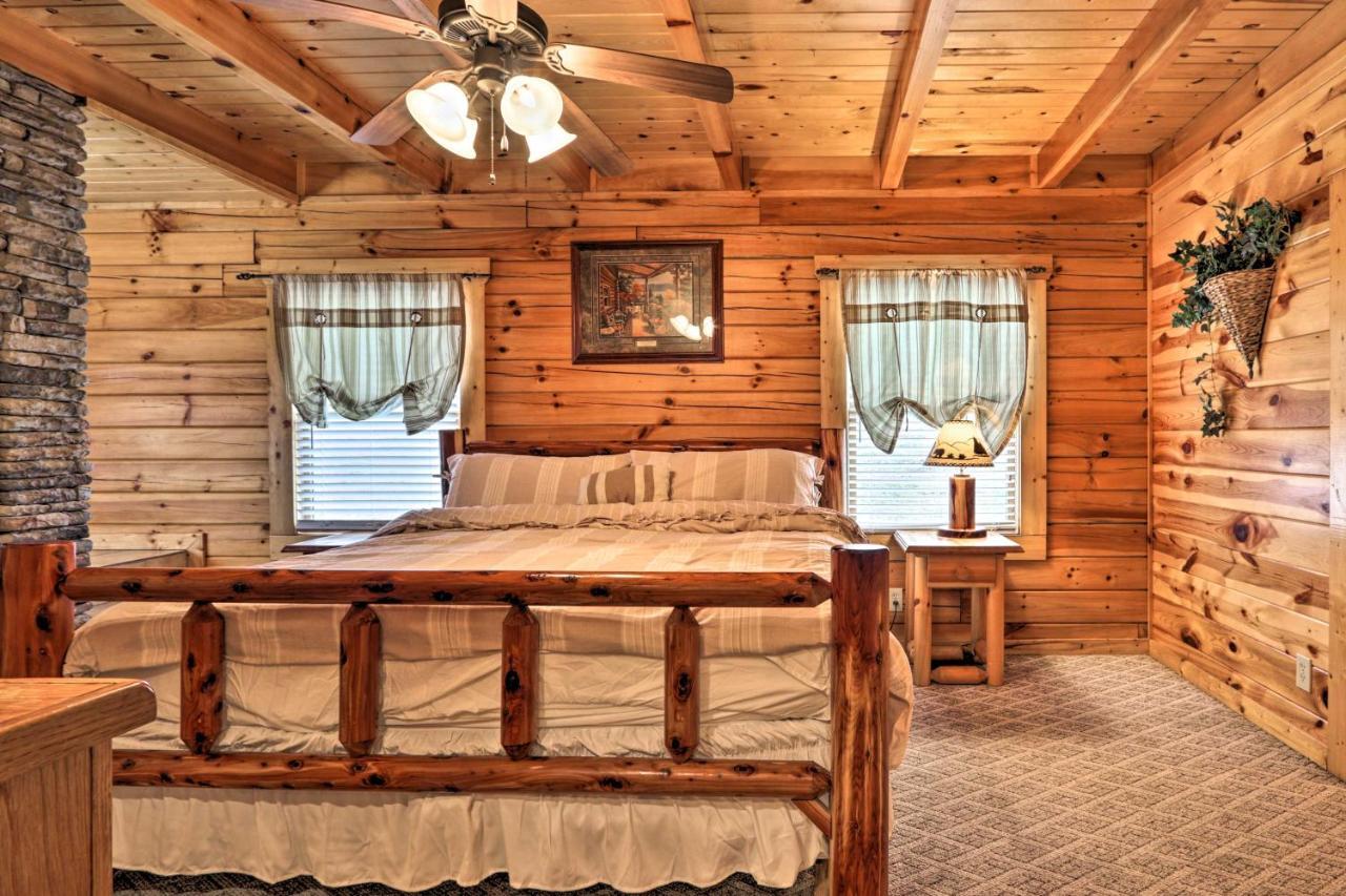 Pigeon Forge Cabin With Games, 1 Mi To Parkway! Zewnętrze zdjęcie