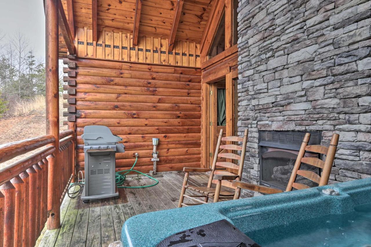 Pigeon Forge Cabin With Games, 1 Mi To Parkway! Zewnętrze zdjęcie